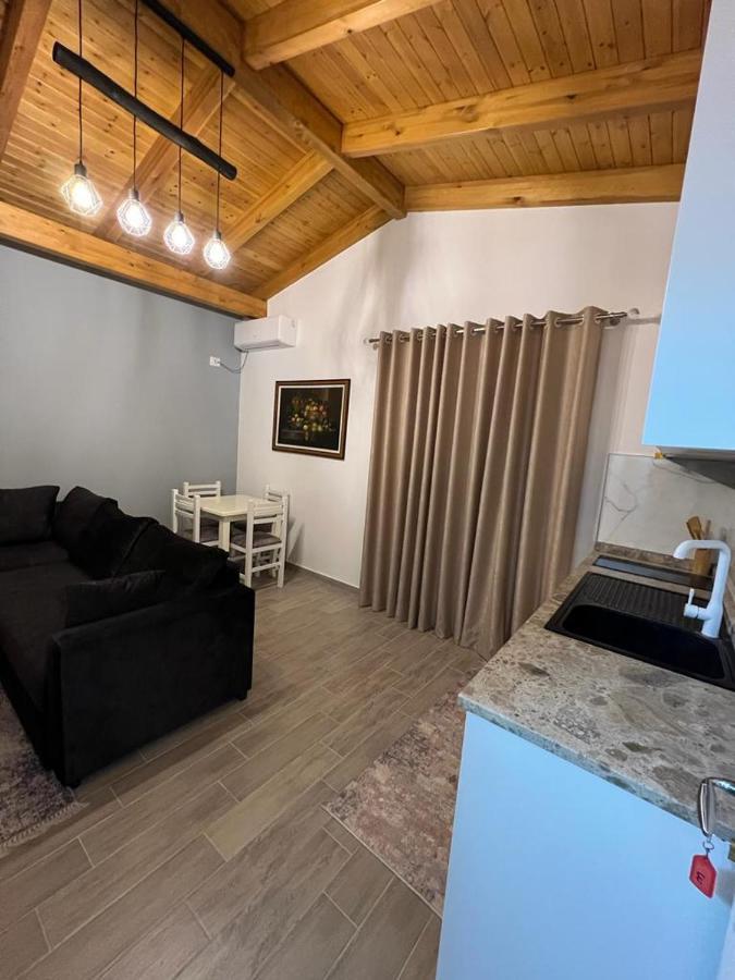 Trip-Stop Apartments Vlore Exterior photo