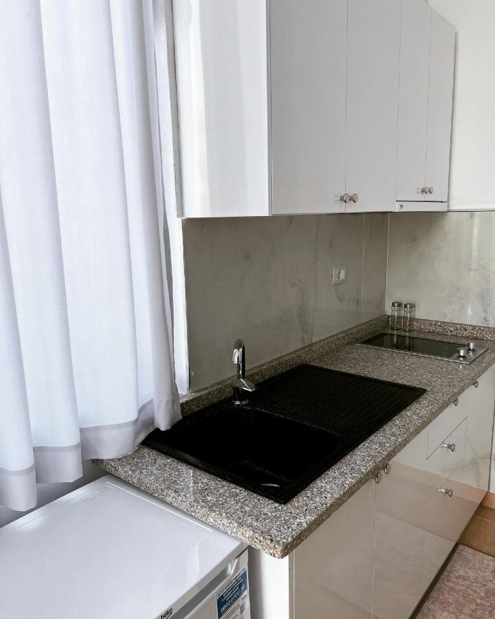 Trip-Stop Apartments Vlore Exterior photo