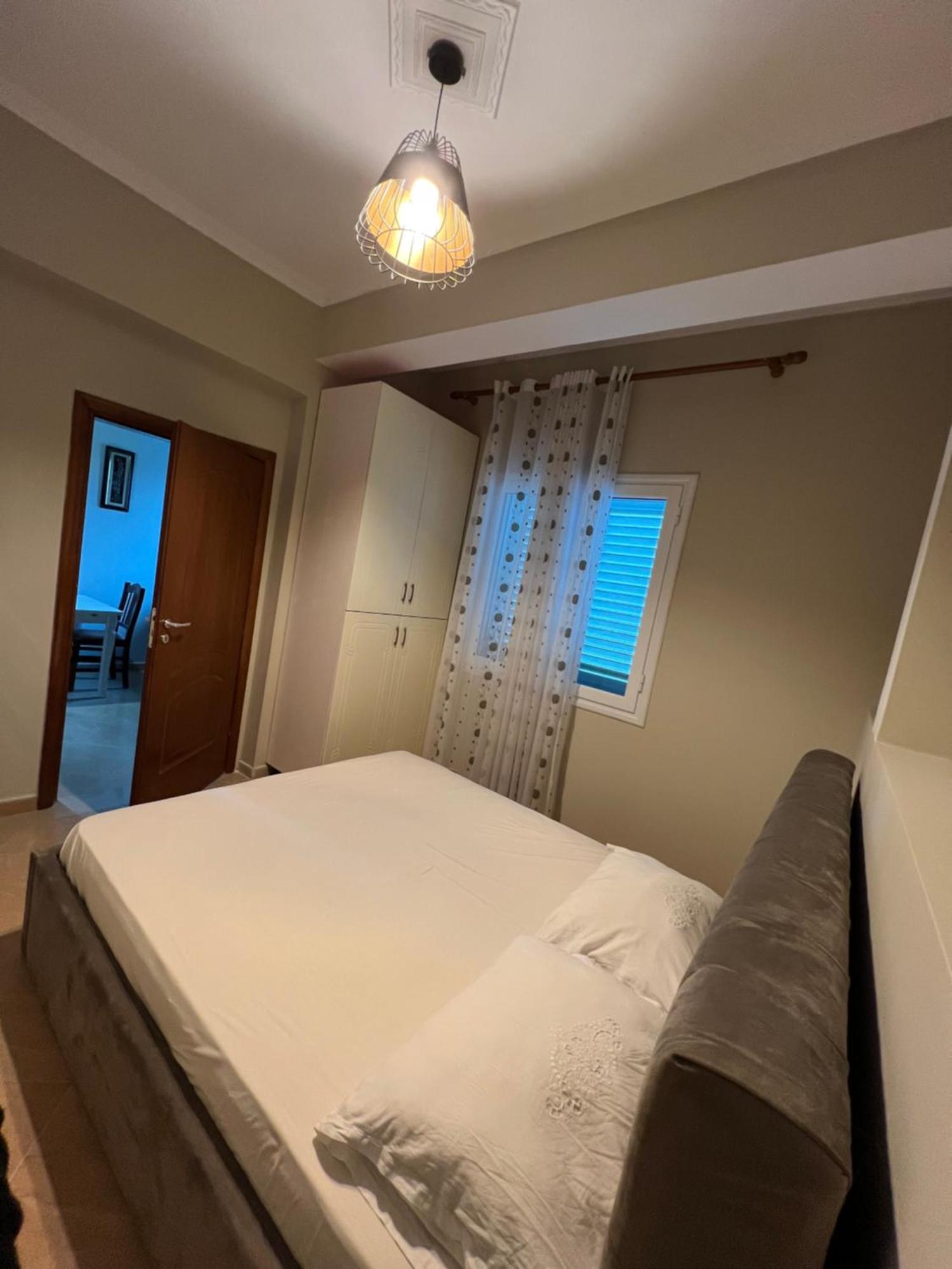Trip-Stop Apartments Vlore Exterior photo