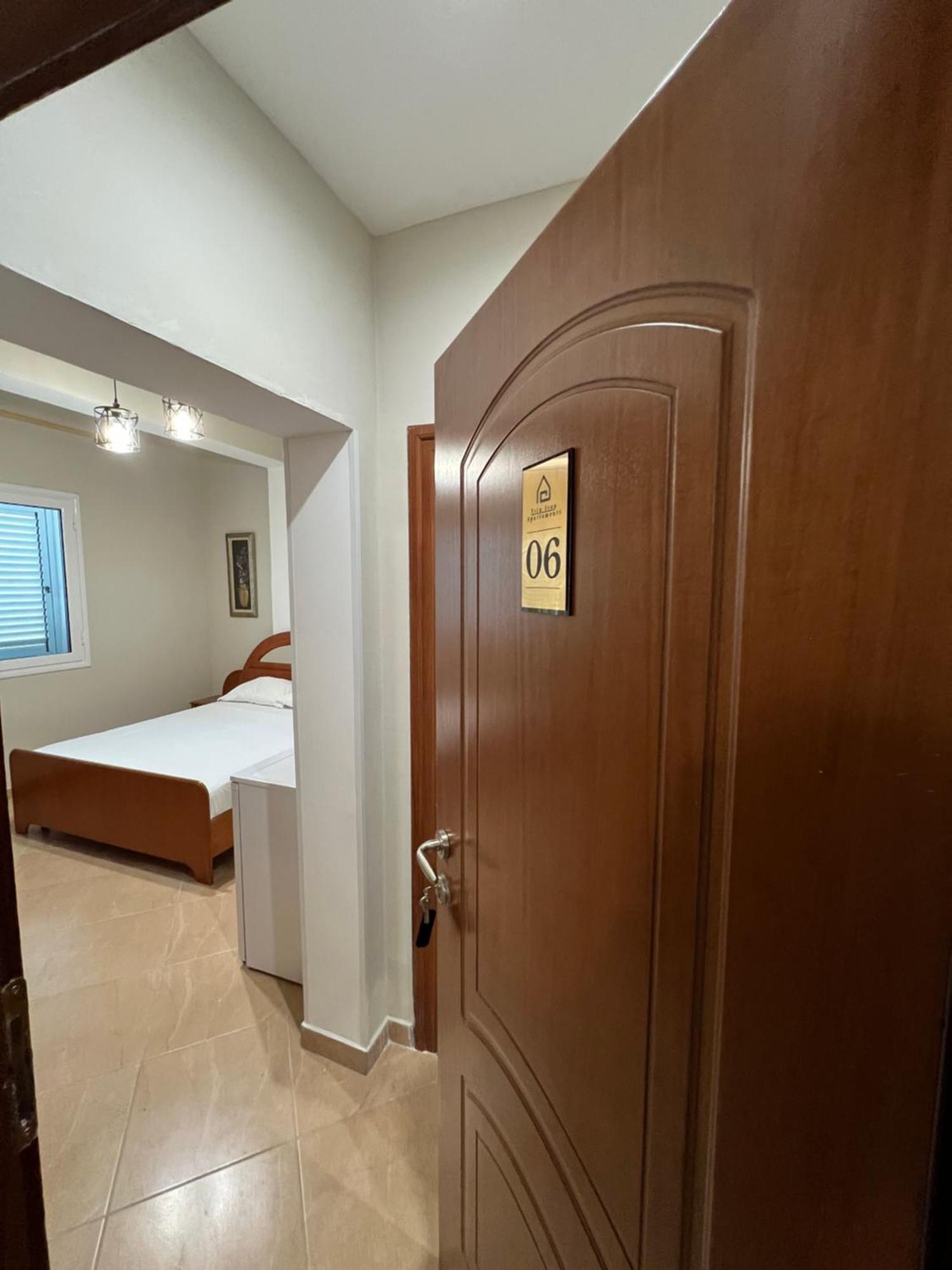 Trip-Stop Apartments Vlore Exterior photo